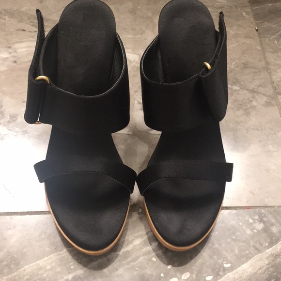 KORS Michael Kors Shoes - Kors Michael Kors Sandals Sz 7